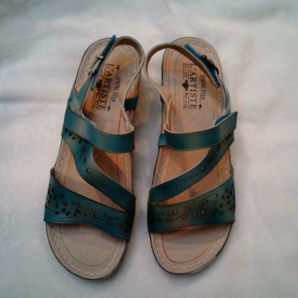 New (without tags) Spring Step L'Artiste Teal Sandals Size 42